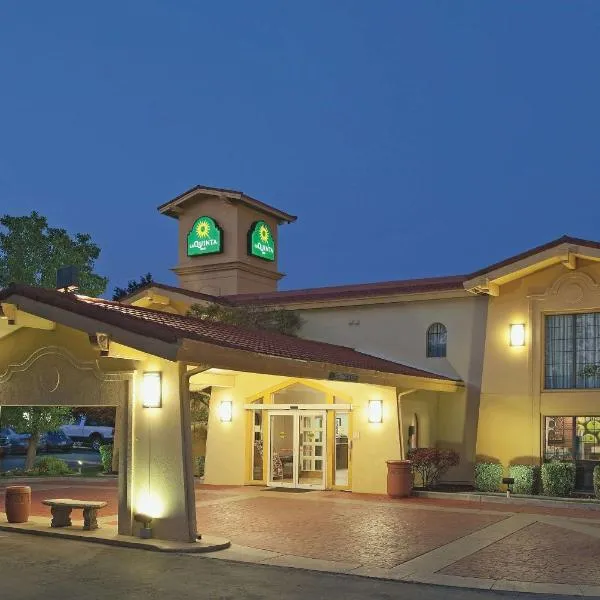 La Quinta Inn by Wyndham Salt Lake City Midvale, hotel v destinaci Midvale