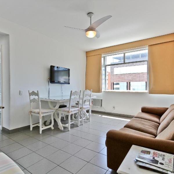 Apartamento Ipanema 2 quartos , uma suíte , 2 quadras da praia ,1 quadra do Metrô ,melhor ponto de Ipanema