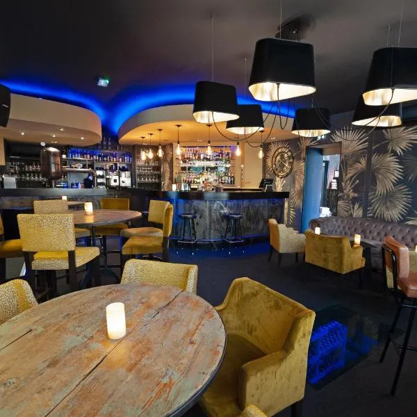 Nota Bene – hotel w mieście Montceau-les-Mines