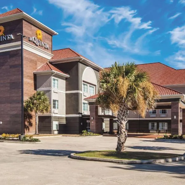 La Quinta by Wyndham Walker - Denham Springs, hotel di Walker