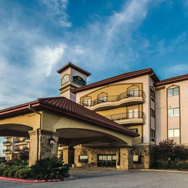 La Quinta by Wyndham Marble Falls, hotel in Marble Falls