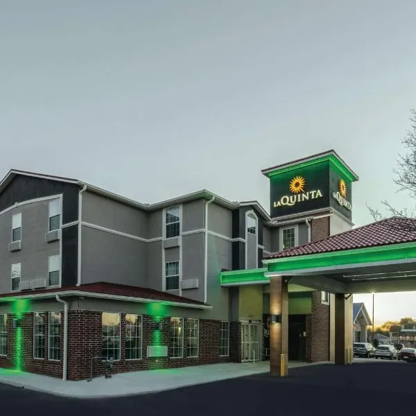 La Quinta by Wyndham Kansas City Airport, hotel v destinaci Kansas City