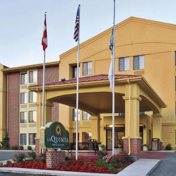 La Quinta Inn & Suites - New River Gorge National Park, ξενοδοχείο σε Summersville