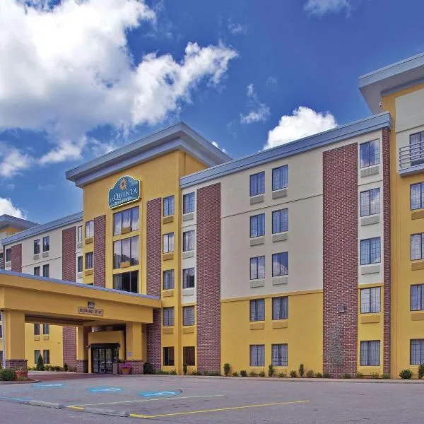 La Quinta by Wyndham Elkview - Charleston NE, hotel in Elkview
