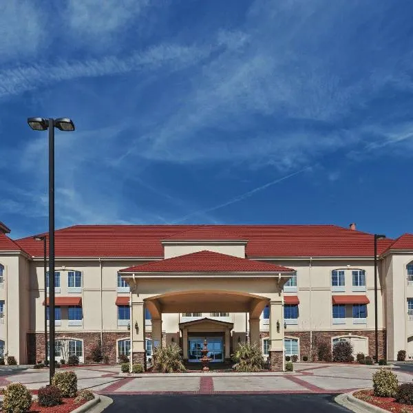 La Quinta by Wyndham Searcy, hotell i Bald Knob