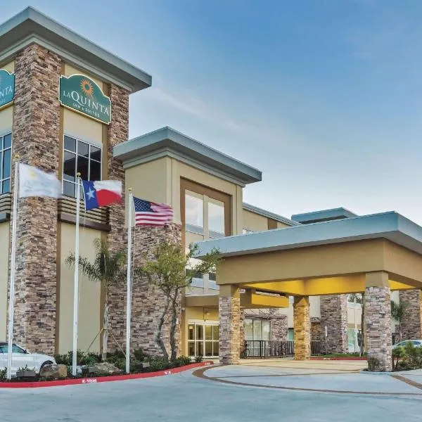 La Quinta by Wyndham Rockport - Fulton, hotel v destinaci Rockport
