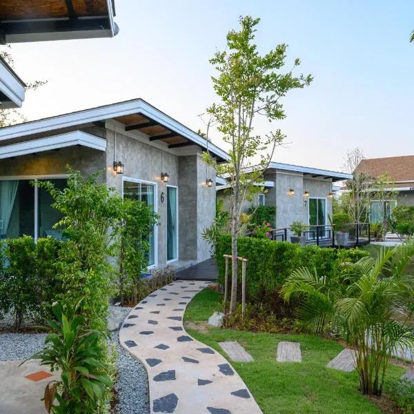 Loftpical Resort, hotel ve městě Phuket