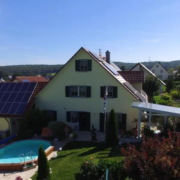 Ferienwohnung Finningen, hotel en Finningen