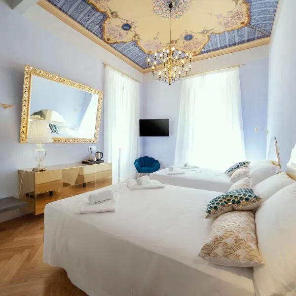 Palazzo dei Grifoni - Luxury Suites -, hotel v destinaci San Benedetto del Tronto