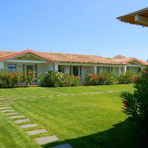 Hotel Budoni Beach, hotel in Talavà