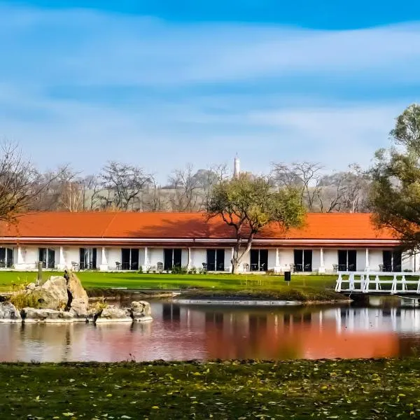 Pannónia Golf & Country Club, hotel di Szár