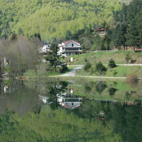 hotel lo sciatore、Belvedere di Spinelloのホテル