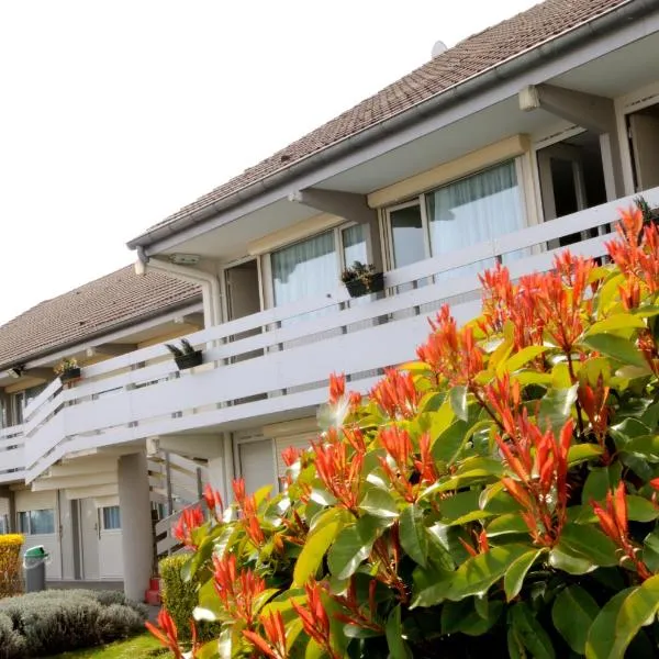 Campanile Château-Thierry, hotel in Chierry