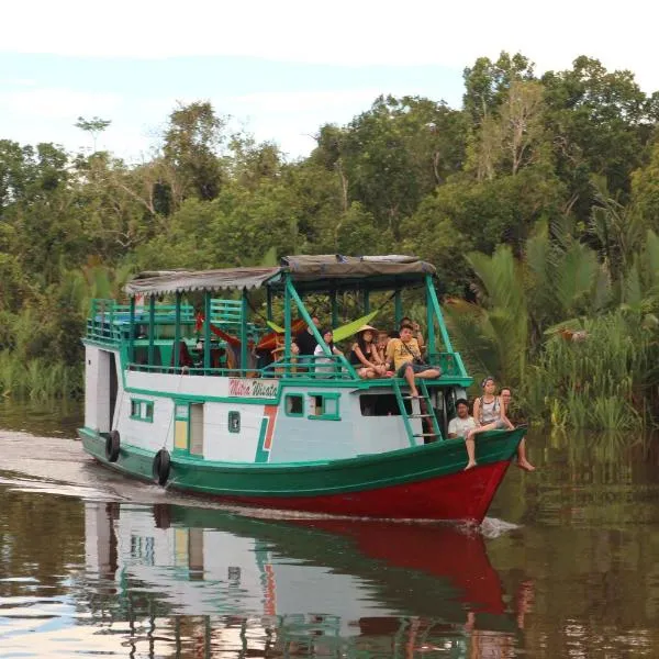 houseboat kelotok bee, hotel Kumai városában