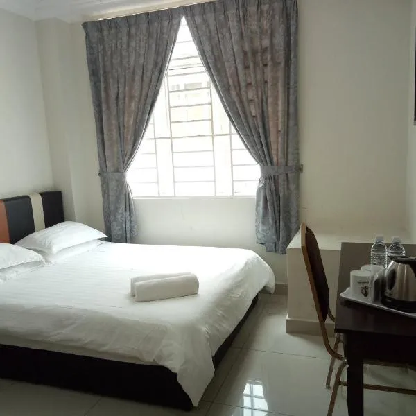 Hotel Mutiara KGMMB, отель в городе Kampong Gapam