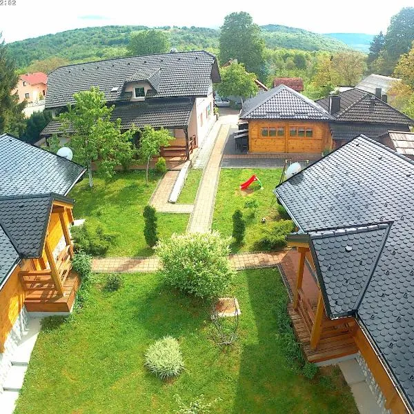 Apartments Zafran, hotel v destinaci Smoljanac