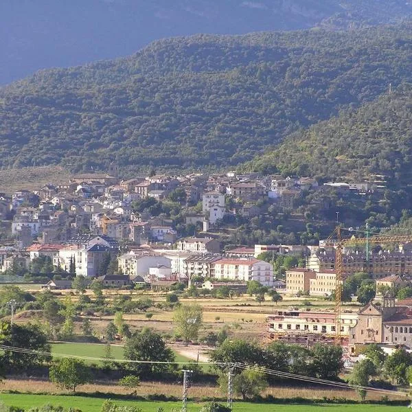 CASA LACAMBRA, hotel v destinaci Boltaña