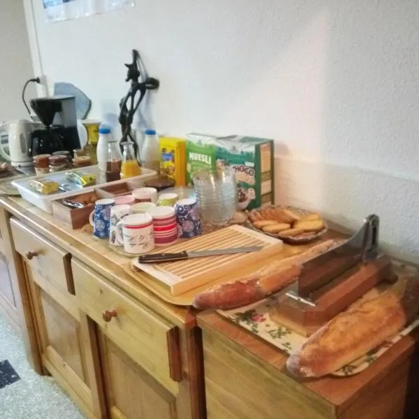 Maison familiale des Gueyniers – hotel w mieście Jausiers