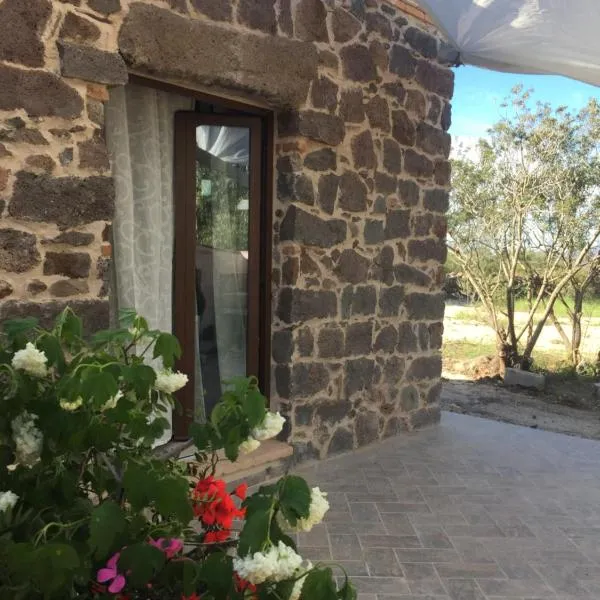 Sa Domo de Mannoi Su Catreathu, hotel v destinaci Orosei