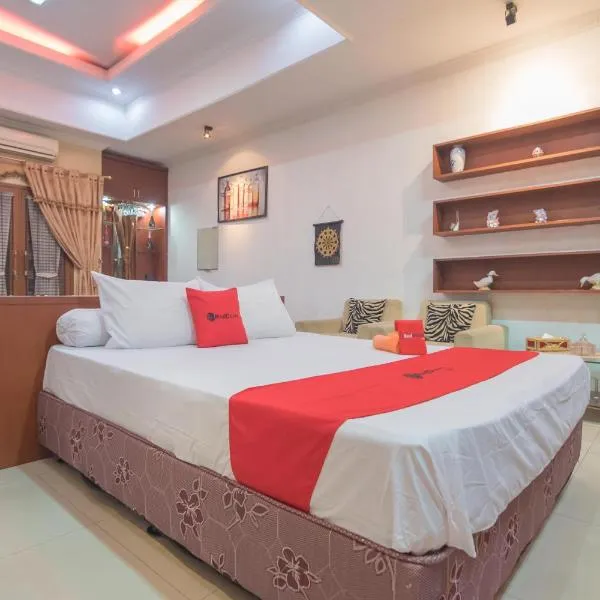 RedDoorz Syariah near Margahayu Raya, hotell i Tjileunji