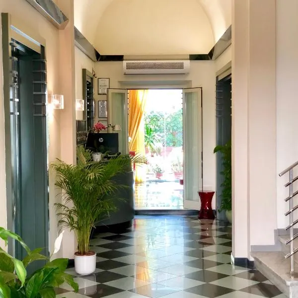 Hotel Tirrenia, hotel v destinaci Viareggio