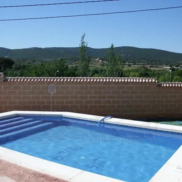 Casa Rural Las Canteras de Cabañeros, hotel em Alcoba