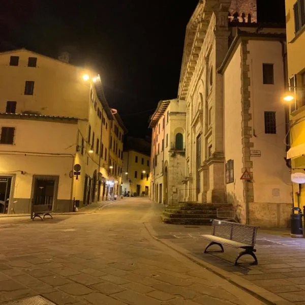 Centro mini monolocale, hótel í Poggibonsi