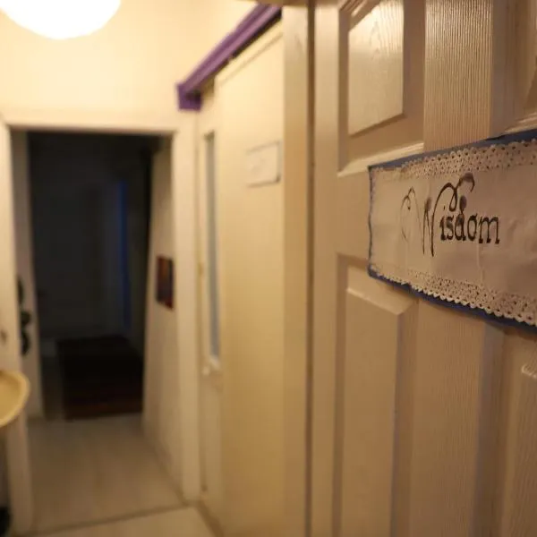 Shantihome, hotel v destinaci Izmir