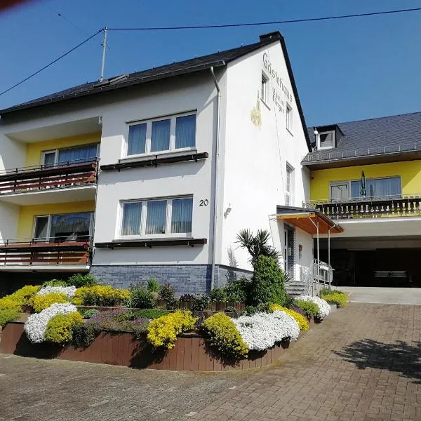 Gästehaus Bausch, hotel v destinaci Mehring