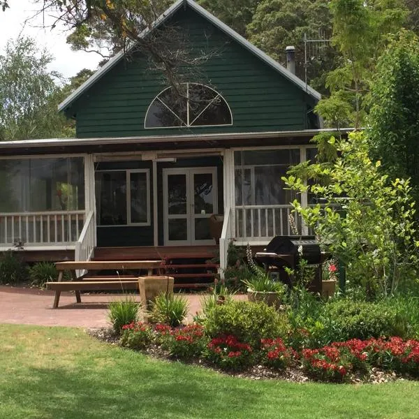 Lakeside Garden Chalet, hotel v destinaci Denmark