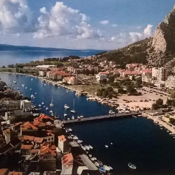 Apartman Renata, hotel in Omiš