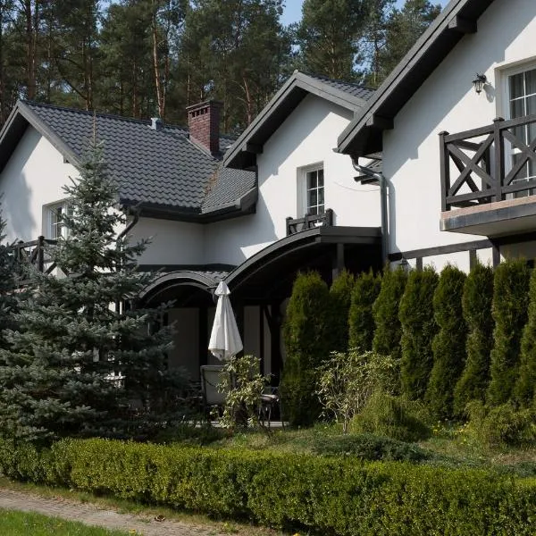 Apartamenty Na Skarpie, hotel en Debina