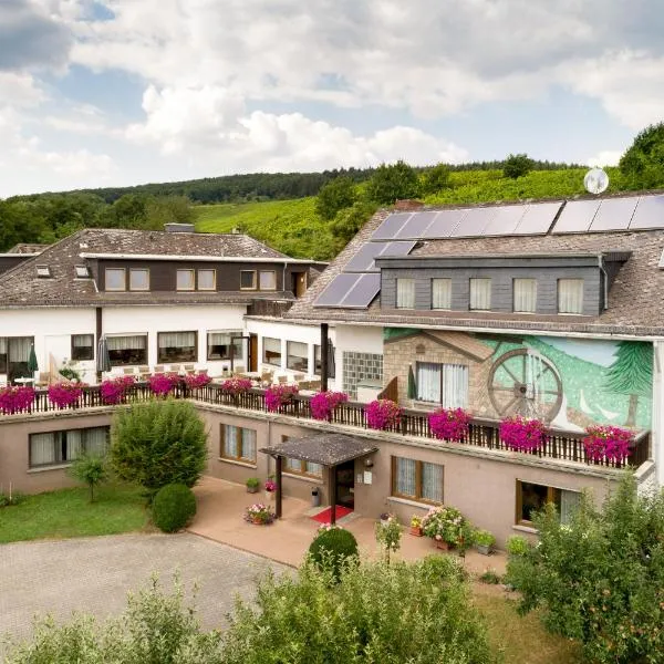 Pension Kühns Mühle, hotel di Oestrich-Winkel