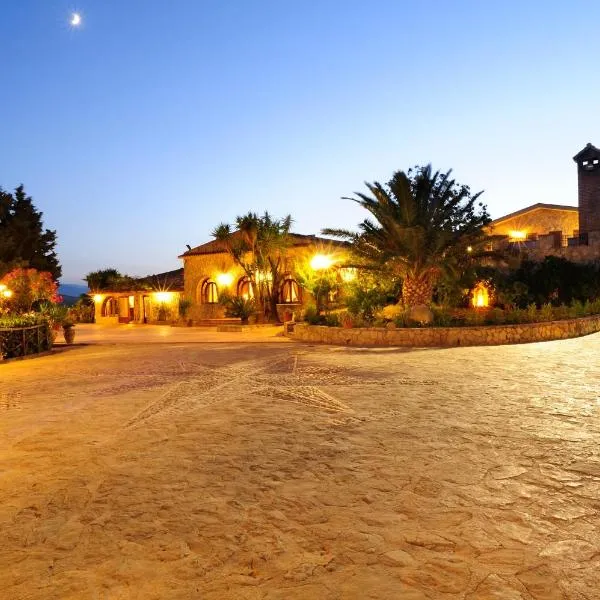 Villa Dafne, hotel v destinaci Alia