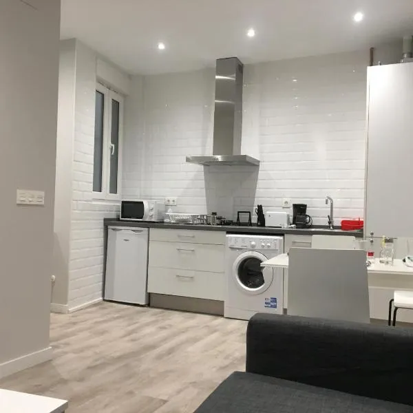 APARTAMENTOS GyC VIVIENDAS DELUXE、レオンのホテル