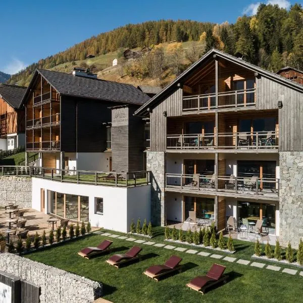 Les Dolomites Mountain Lodges, hotel San Martino in Badiában