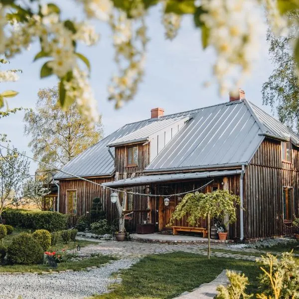 Atomi, hotel in Aucugals