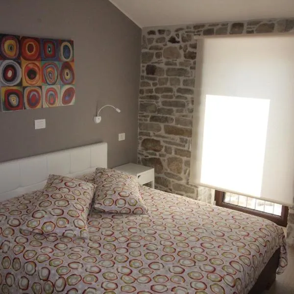 Mirutt Home: Castelmezzano'da bir otel