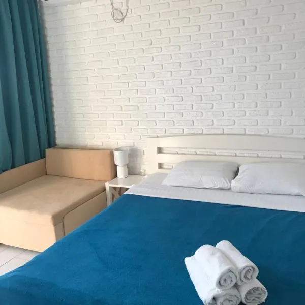 Золотий ЛЕВ, hotel in Zatoka