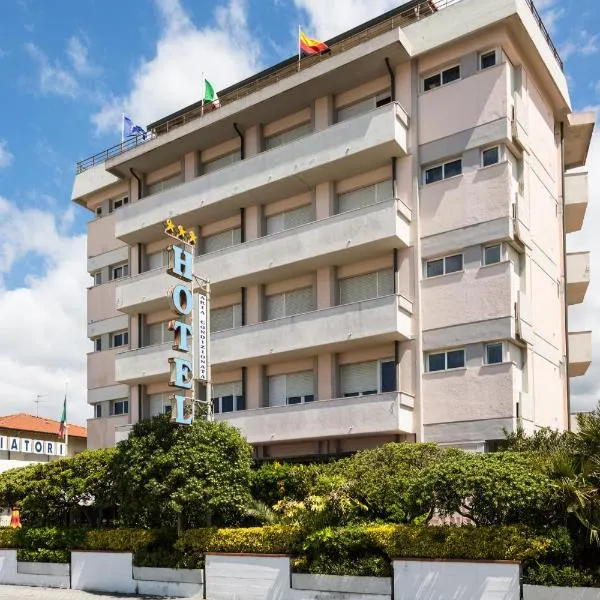 Hotel Ambasciatori, hotel v destinaci Marina di Pietrasanta