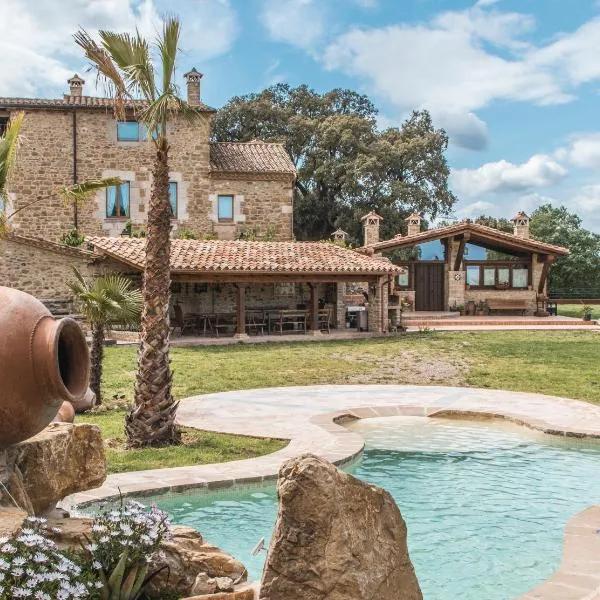Mas Tulsà Casa Rural Girona, hotel v destinaci Riudellots de la Creu