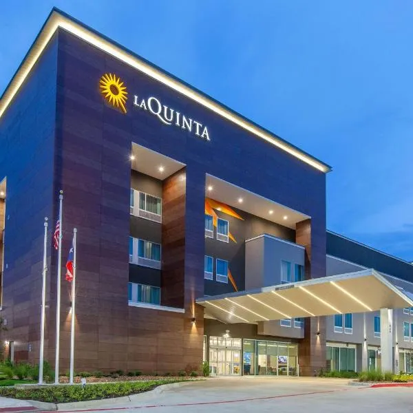 La Quinta by Wyndham Dallas Duncanville, hotel in DeSoto