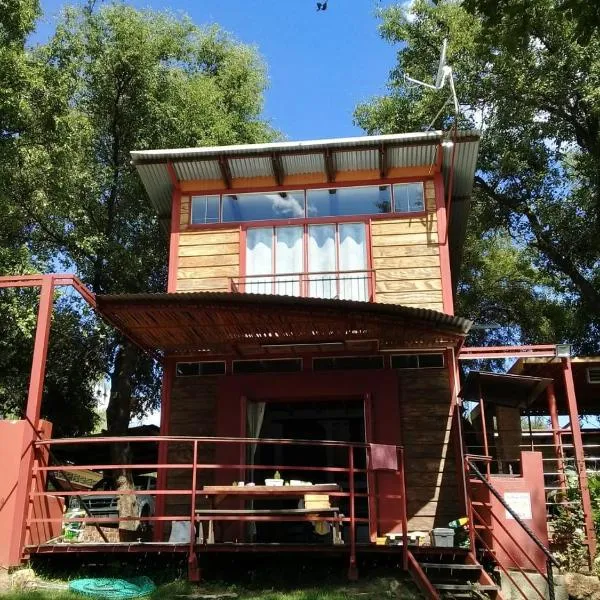 Serenity Guesthouse, hotel a Klerksdorp