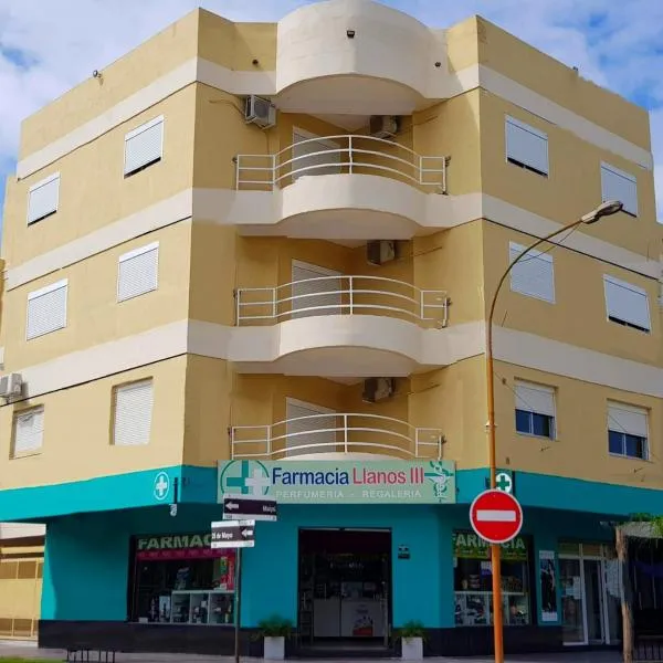 Departamenos Llanos, Hotel in Pérez de Zurita