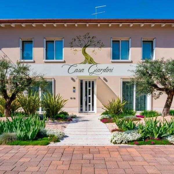 Casa Giardini, hotel v destinaci Verona