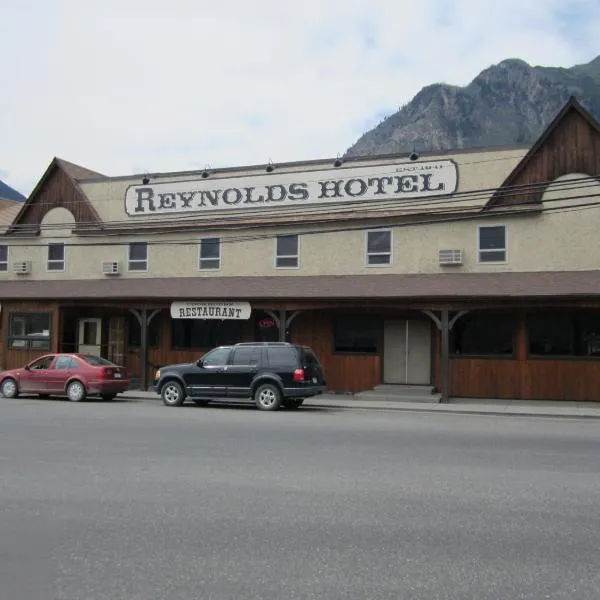 Reynolds Hotel, hotel v destinaci Lillooet