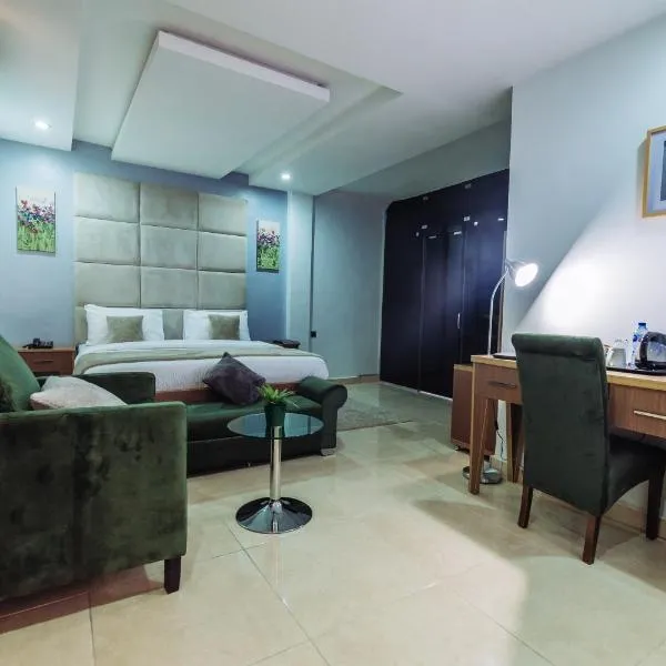 Tranquil Mews Hotel, hotel en Abuja