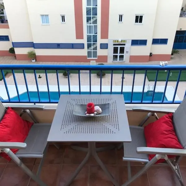 AMPLIO Y AGRADABLE APARTAMENTO WIFI GRATIS, hotel v destinácii Torrox Costa