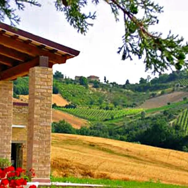 Agriturismo La Cicala, hotel v destinaci Carassai