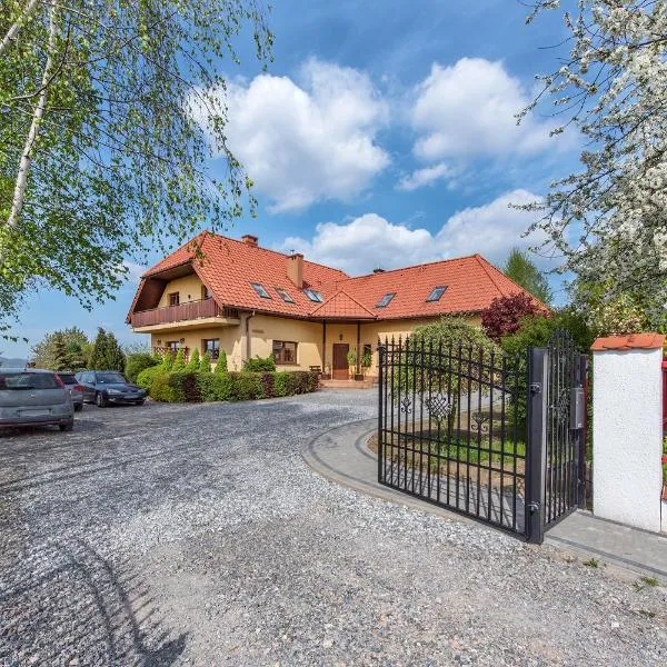 RYSIÓWKA pokoje gościnne, hotel in Modlniczka